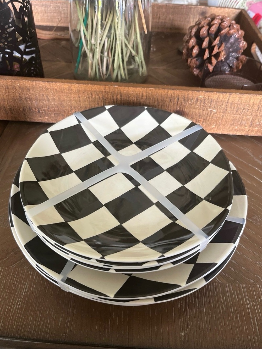 Checkerboard Black and White Dinner Plate Set - Home Dining